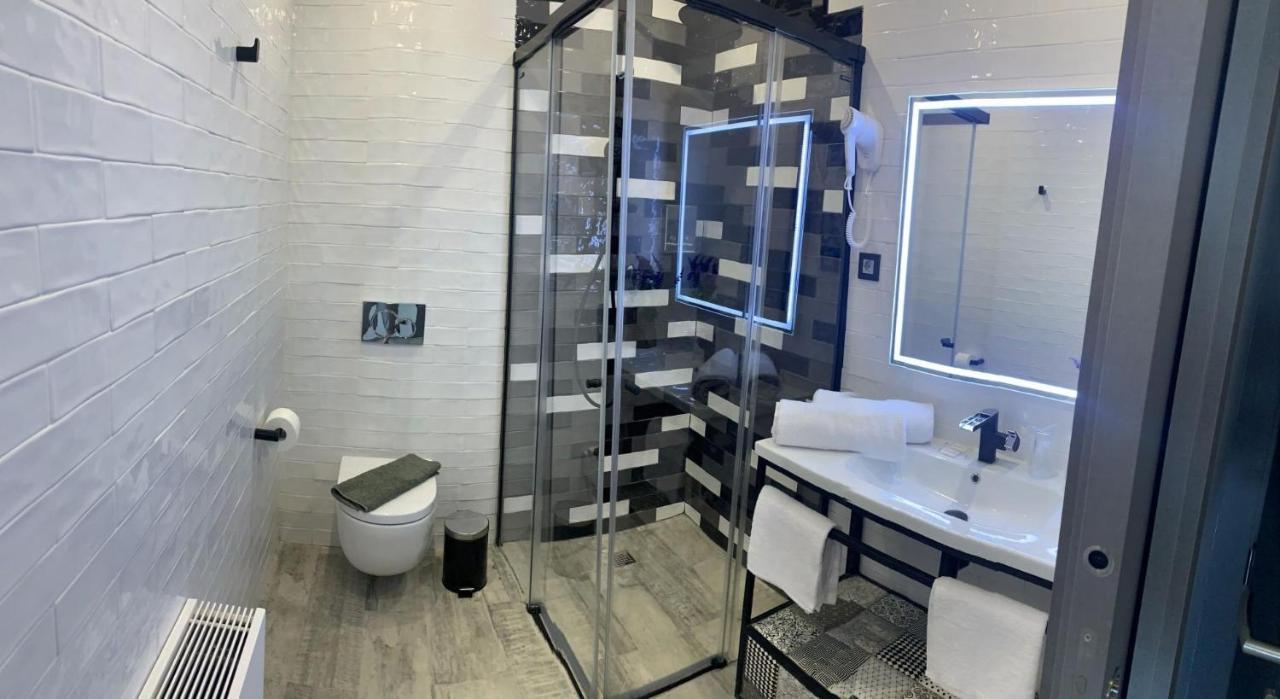 Hotel Riojano Humanes de Madrid Exteriör bild